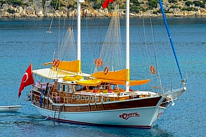 Gulet Cheers